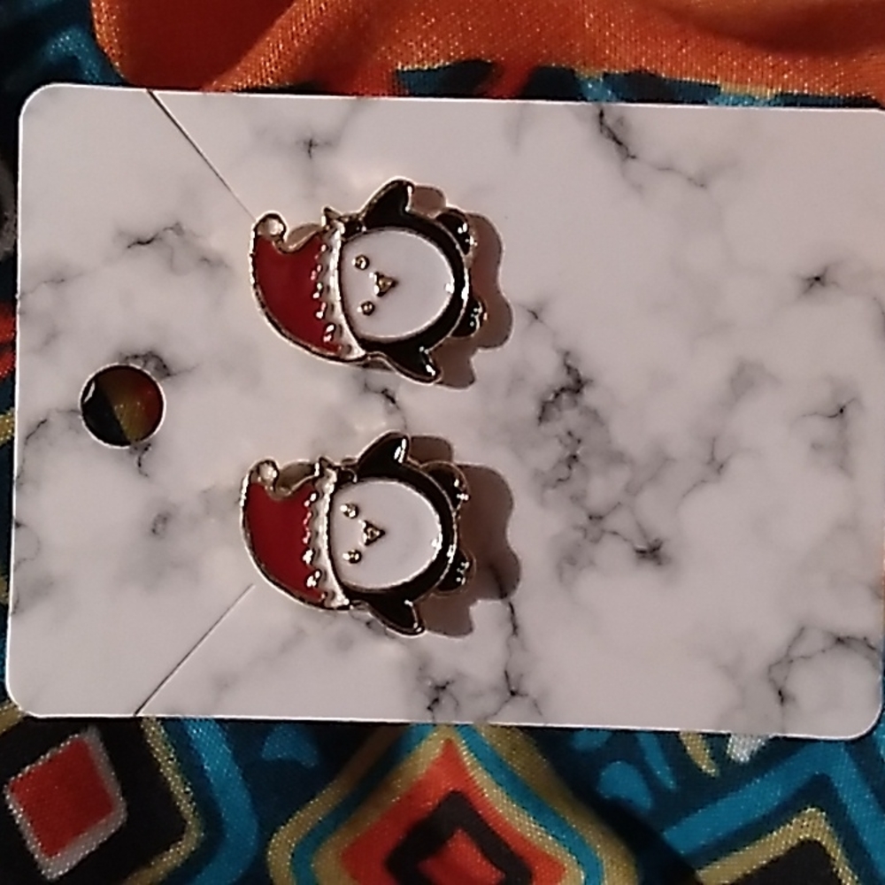 Hypoallergenic earrings Christmas penguin 1/2 x 3/4 inches